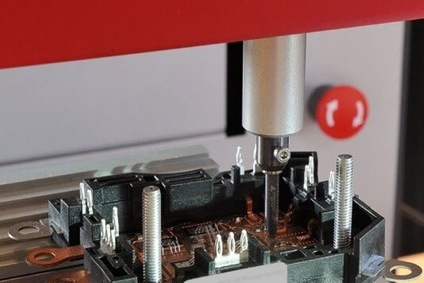 Parts Of The Sample Obstruct Optical Access From Microscope To Test Point